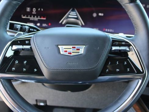 Used 2025 Cadillac Escalade Sport Platinum AWD/4WD image 26