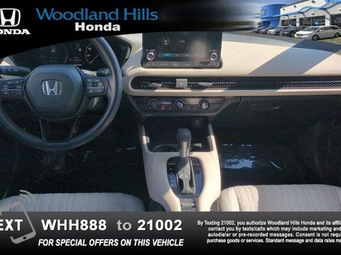 Certified 2023 Honda HR-V LX image 19