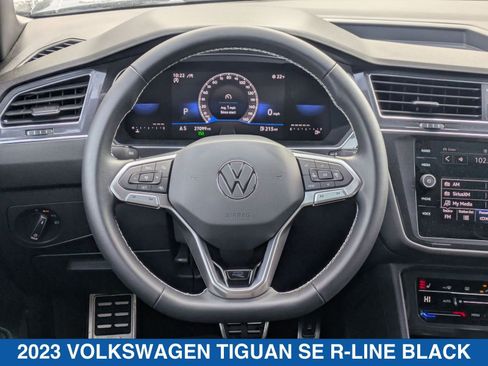 Used 2023 Volkswagen Tiguan SE R-Line image 16