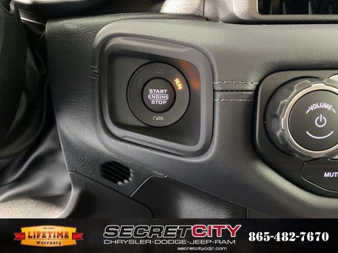 New 2026 Jeep Gladiator Mojave image 18