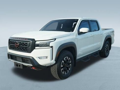 Used 2024 Nissan Frontier PRO-4X w/ Technology Package image 3