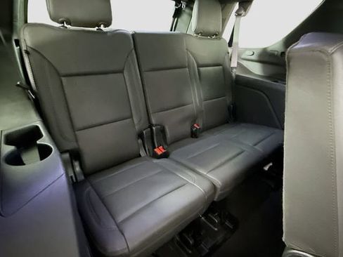Used 2025 Chevrolet Tahoe LT AWD/4WD image 27