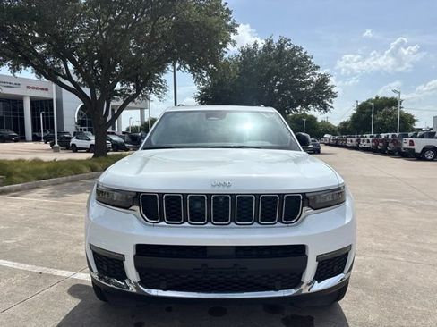 Used 2024 Jeep Grand Cherokee L Limited w/ Luxury Tech Group II AWD/4WD image 2