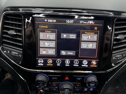 Used 2021 Jeep Grand Cherokee Limited AWD/4WD image 19