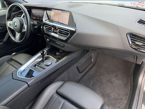 Used 2025 BMW Z4 sDrive30i image 26