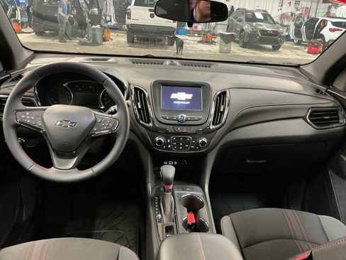 Certified 2024 Chevrolet Equinox RS AWD/4WD image 13