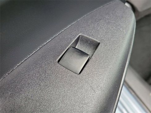 Used 2024 Toyota Corolla LE image 20