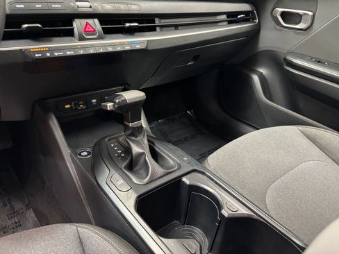 Used 2025 Kia K4 FWD image 40