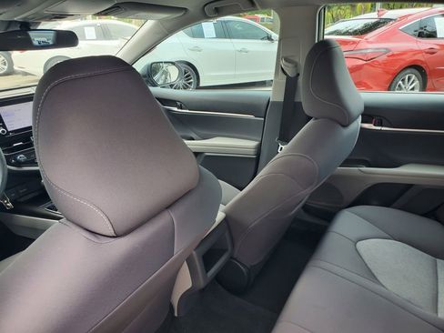 Used 2023 Toyota Camry LE FWD image 10