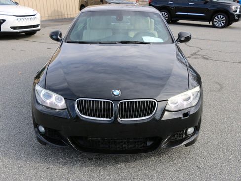 Used 2013 BMW 335i Convertible image 12