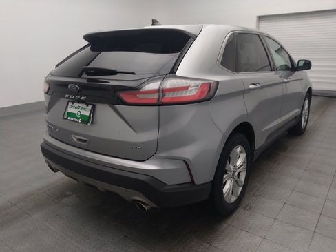 Used 2021 Ford Edge Titanium AWD/4WD image 9