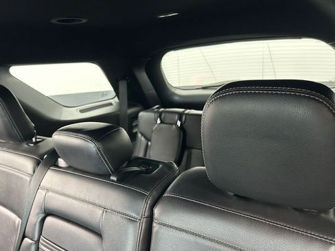 Used 2020 Ford Explorer XLT w/ Equipment Group 202A image 41