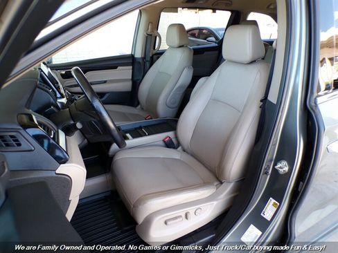 Used 2018 Honda Odyssey Elite image 12