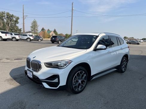Used 2021 BMW X1 xDrive28i w/ Convenience Package image 4