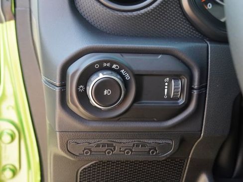 New 2025 Jeep Wrangler Unlimited Rubicon 392 image 19