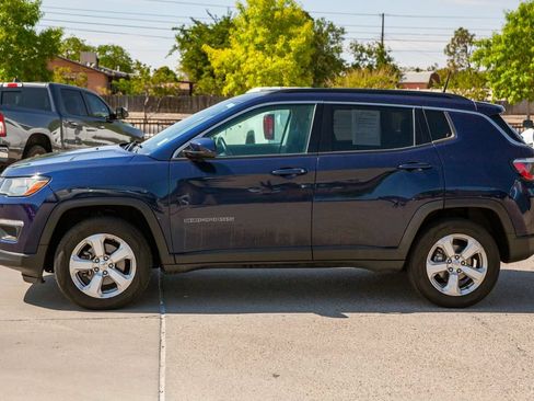 Used 2018 Jeep Compass Latitude AWD/4WD image 8