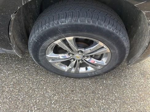 Used 2012 Chevrolet Equinox LT AWD/4WD image 3