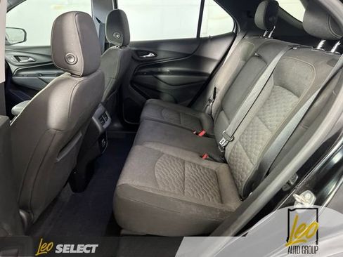 Used 2019 Chevrolet Equinox LT FWD image 12