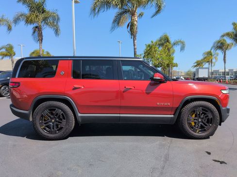 Used 2023 Rivian R1S Adventure AWD/4WD image 11