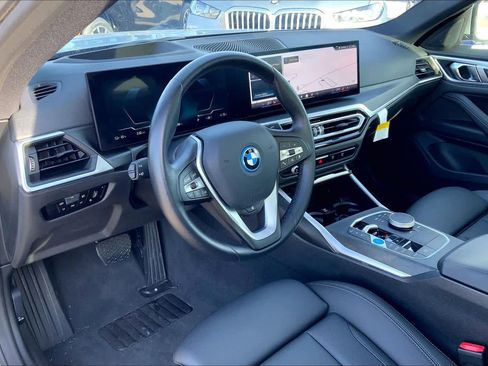 New 2024 BMW i4 eDrive40 w/ Premium Package image 8