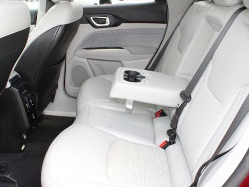 Used 2022 Jeep Compass Latitude w/ Convenience Group AWD/4WD image 30