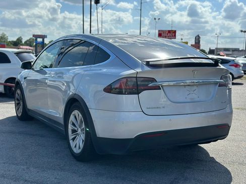 Used 2018 Tesla Model X 100D AWD/4WD image 15