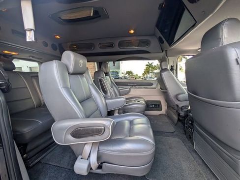 Used 2015 Ford Transit 150 130 Low Roof w/ Exterior Upgrade Package RWD image 14