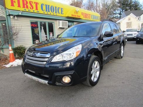 Used 2013 Subaru Outback 3.6R Limited w/ Moonroof Pkg image 35
