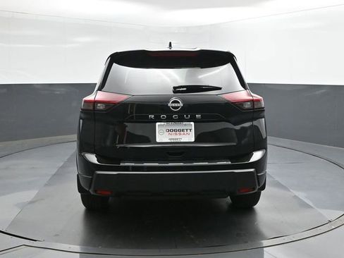 New 2026 Nissan Rogue SV w/ Cold Weather Package image 5