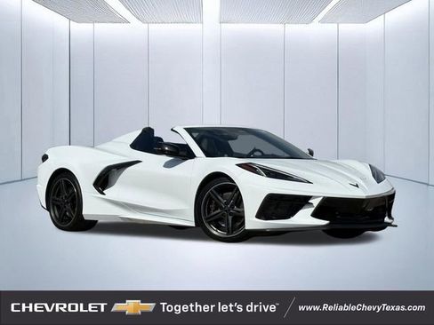 Used 2025 Chevrolet Corvette Stingray Preferred Conv w/ Z51 Performance Package RWD image 1