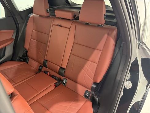 Used 2026 BMW X1 xDrive28i w/ Technology Package AWD/4WD image 31