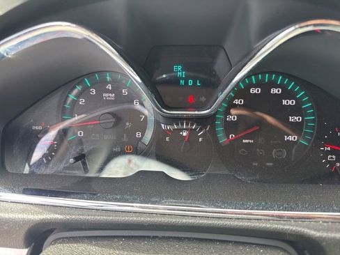 Used 2017 Chevrolet Traverse LT FWD image 13