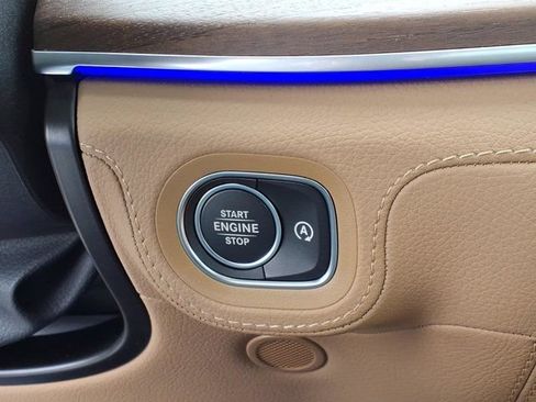 New 2026 Mercedes-Benz GLS 580 4MATIC image 25