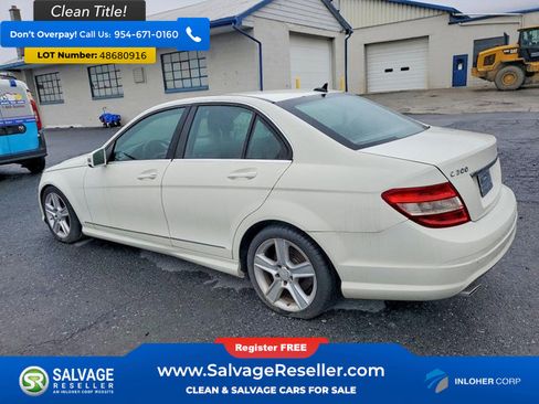 Used 2010 Mercedes-Benz C 300 4MATIC Sedan image 3
