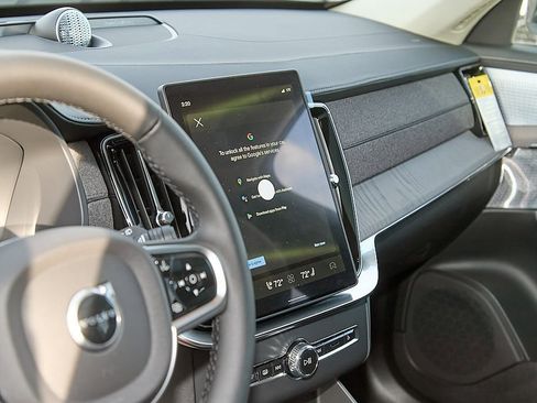 New 2026 Volvo XC90 B6 Ultra w/ Lounge Package image 14