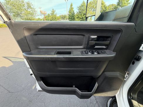 Used 2018 RAM 3500 Tradesman RWD image 14
