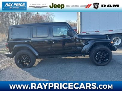 Used 2025 Jeep Wrangler Unlimited Sahara w/ Safety Group