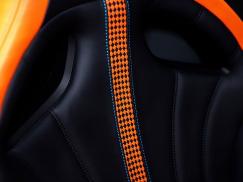 Used 2025 Bugatti Mistral image 9