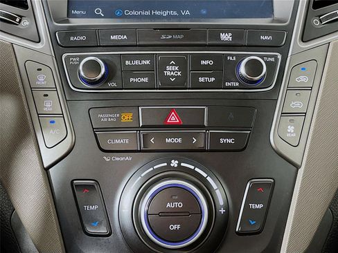 Used 2017 Hyundai Santa Fe Limited FWD image 20