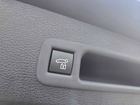 New 2026 Toyota Sienna Limited image 19