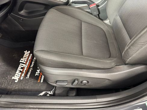 Used 2023 Hyundai Kona SEL image 12