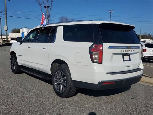 Used 2021 Chevrolet Suburban LT w/ Rear Media and Nav Package image 6