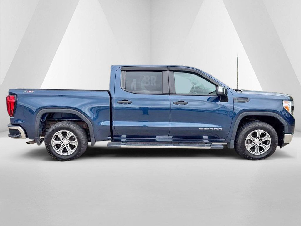 Used 2021 GMC Sierra 1500 4x4 Crew Cab w/ Convenience Package image 9
