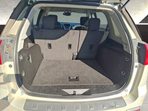 Used 2015 GMC Terrain SLE image 12