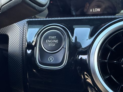 Used 2019 Mercedes-Benz A 220 image 24