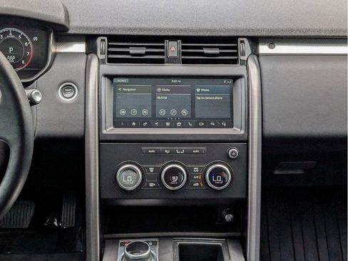 Used 2020 Land Rover Discovery Landmark AWD/4WD image 21