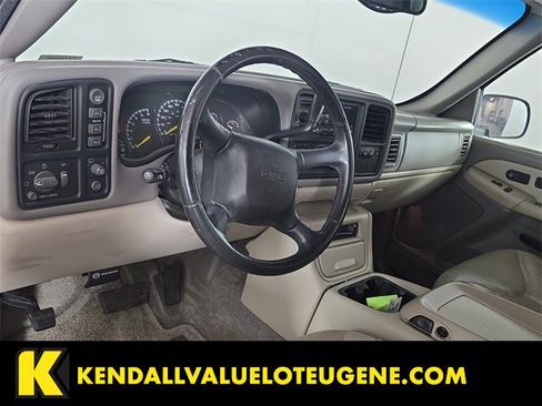Used 2001 GMC Yukon XL 2500 SLT image 3