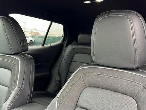 New 2026 Chevrolet Equinox EV LT image 19