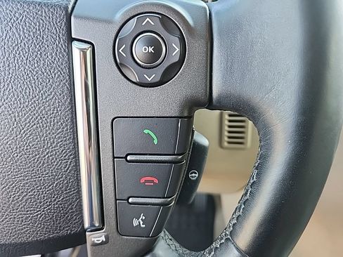 Used 2013 Land Rover LR4 HSE LUX AWD/4WD image 13