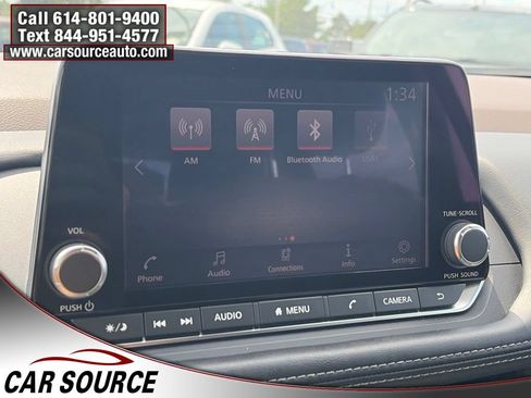 Used 2022 Nissan Rogue S FWD image 17